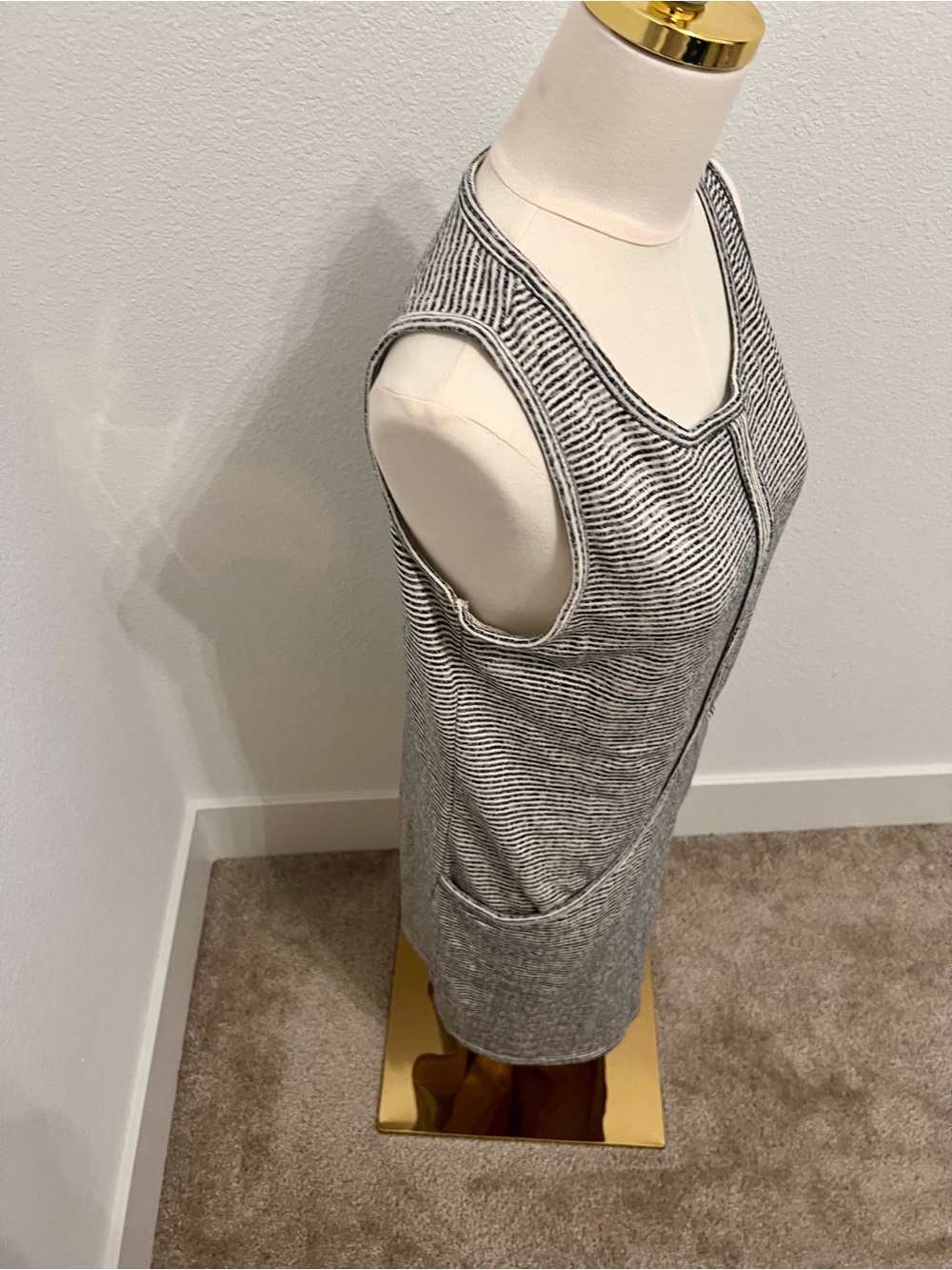 Max Studio Weekend Striped Sleeveless Shift Dress Pockets Black White Size Small - Picture 7 of 10